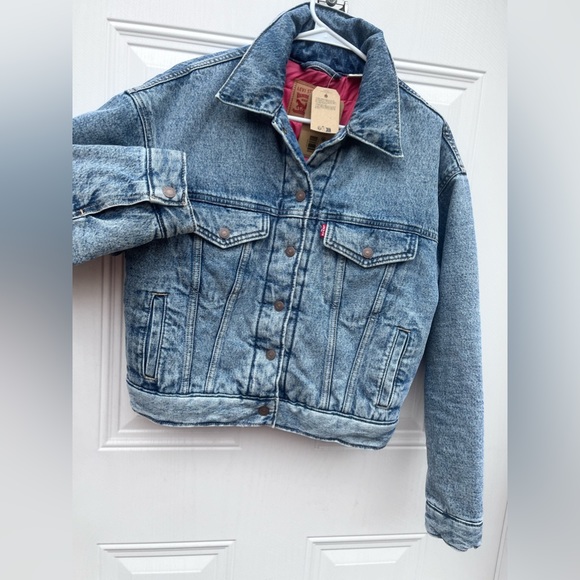 NWT Levi’s stone wash trucker denim bomber jacket w/red quilted lining • size XS - Picture 11 of 16